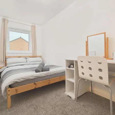 The Metcombe - Holiday Home With Free Parking 10 Minutes Walk To Etihad Stadium & Coop Live Arena Mánchester Exterior foto